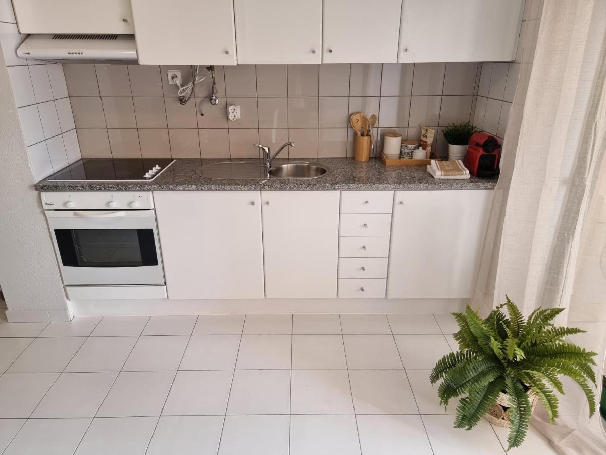 Apartamento Encantador Com Piscina Aquecida Портиман Экстерьер фото