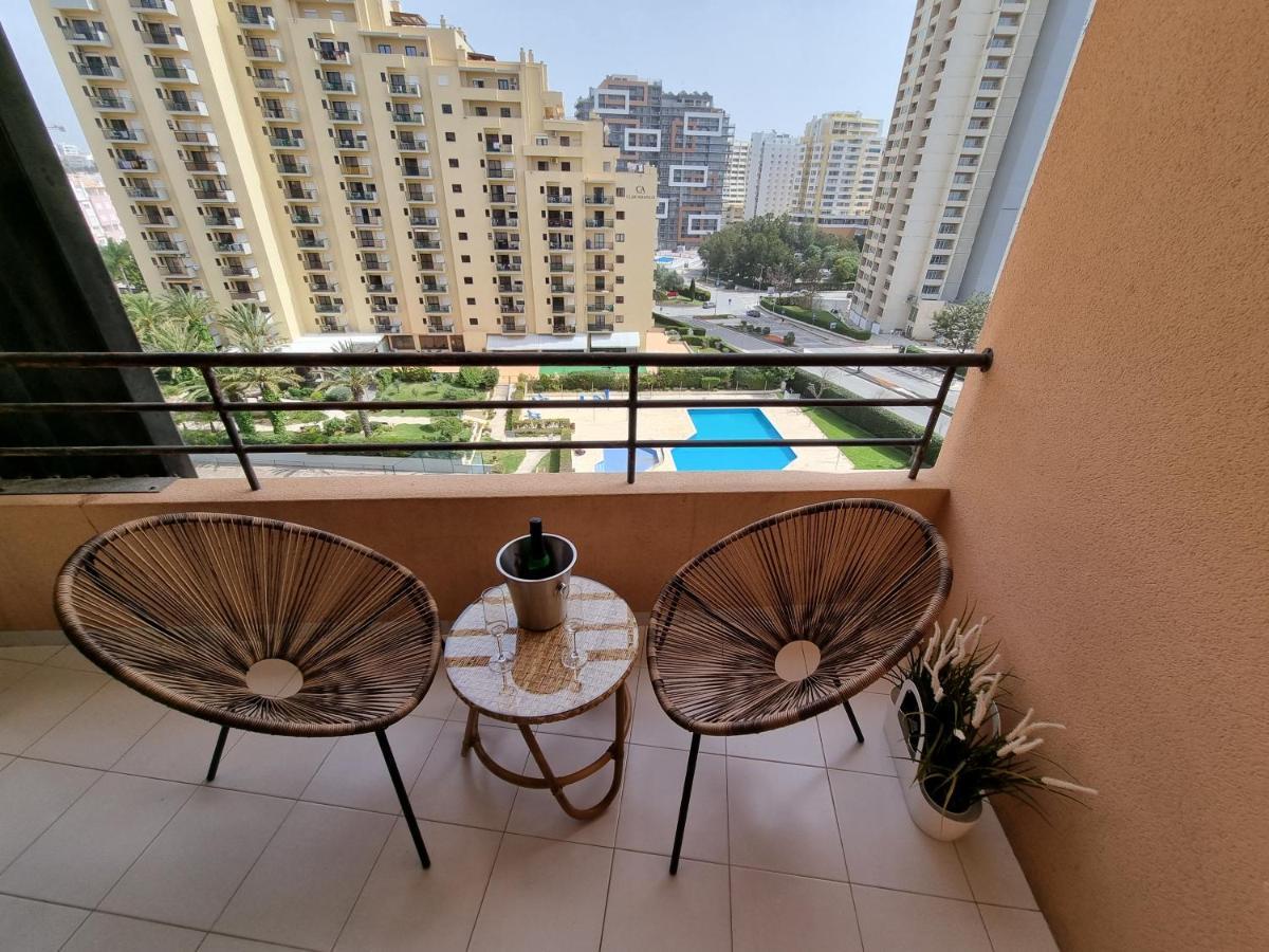 Apartamento Encantador Com Piscina Aquecida Портиман Экстерьер фото