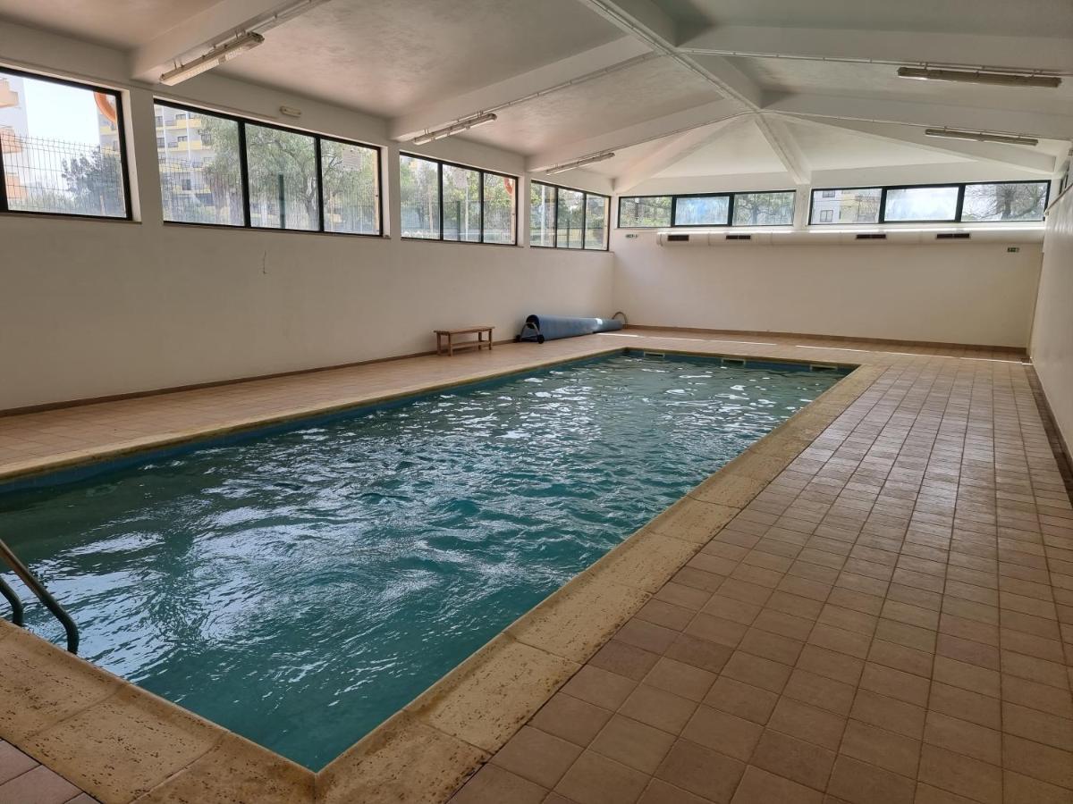 Apartamento Encantador Com Piscina Aquecida Портиман Экстерьер фото